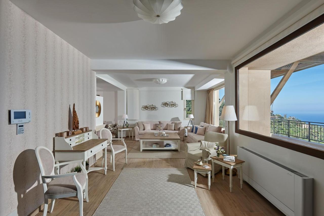 Villa Omikron Rodhia  Bagian luar foto